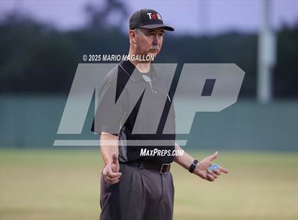 Thumbnail 3 in Pioneer vs. Harlingen South (UIL Baseball Bi-District 5A D2) photogallery.