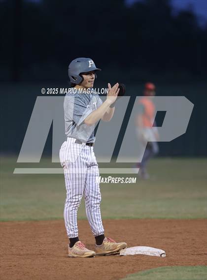 Thumbnail 2 in Pioneer vs. Harlingen South (UIL Baseball Bi-District 5A D2) photogallery.