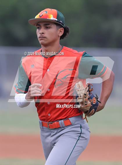 Thumbnail 2 in Pioneer vs. Harlingen South (UIL Baseball Bi-District 5A D2) photogallery.