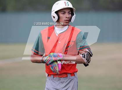 Thumbnail 1 in Pioneer vs. Harlingen South (UIL Baseball Bi-District 5A D2) photogallery.