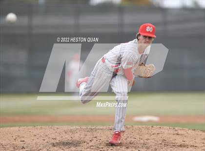 Thumbnail 2 in Mater Dei @ Servite photogallery.