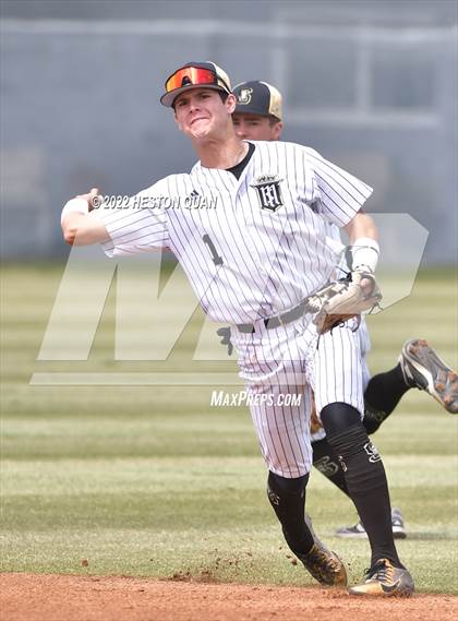 Thumbnail 3 in Mater Dei @ Servite photogallery.