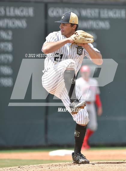 Thumbnail 1 in Mater Dei @ Servite photogallery.