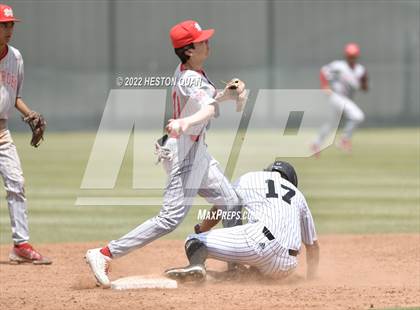 Thumbnail 2 in Mater Dei @ Servite photogallery.