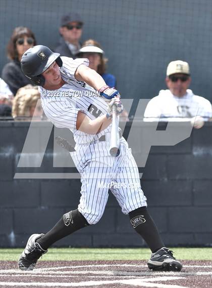 Thumbnail 2 in Mater Dei @ Servite photogallery.