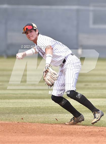 Thumbnail 1 in Mater Dei @ Servite photogallery.