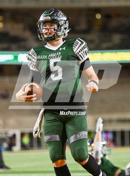 Thumbnail 2 in Prosper vs. The Woodlands (UIL 6A Regional Semifinal) photogallery.