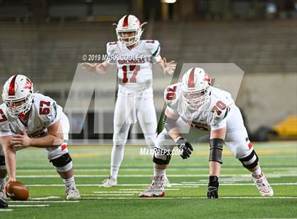 Thumbnail 2 in Prosper vs. The Woodlands (UIL 6A Regional Semifinal) photogallery.