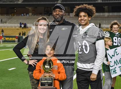Thumbnail 2 in Prosper vs. The Woodlands (UIL 6A Regional Semifinal) photogallery.