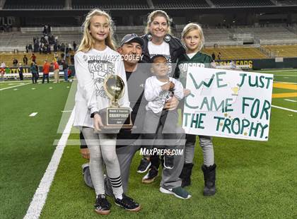 Thumbnail 2 in Prosper vs. The Woodlands (UIL 6A Regional Semifinal) photogallery.