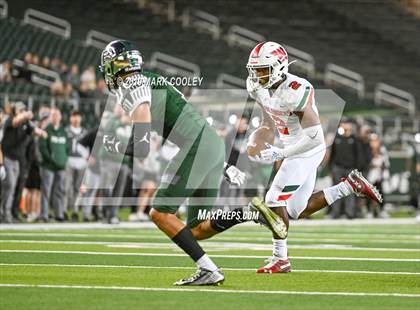 Thumbnail 3 in Prosper vs. The Woodlands (UIL 6A Regional Semifinal) photogallery.