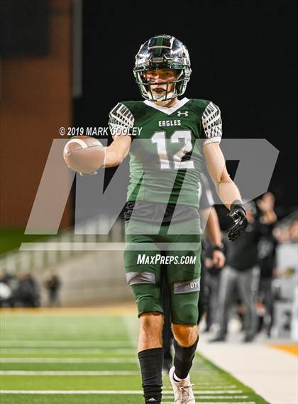 Thumbnail 2 in Prosper vs. The Woodlands (UIL 6A Regional Semifinal) photogallery.