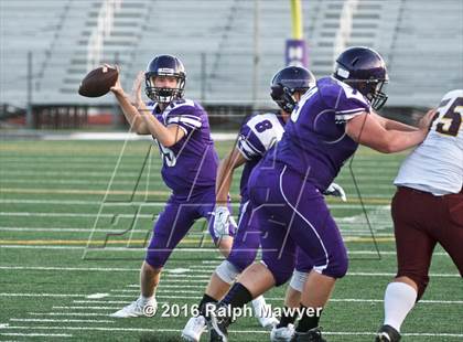 Thumbnail 2 in Devine @ Boerne photogallery.