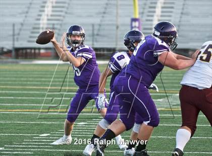 Thumbnail 2 in JV: Devine @ Boerne photogallery.