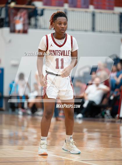 Thumbnail 2 in Mae Jemison @ Huntsville photogallery.