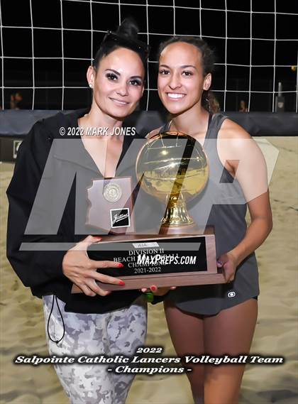 Thumbnail 3 in Salpointe Catholic vs. Flagstaff  (Division II Final - Awards) photogallery.