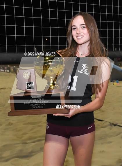 Thumbnail 2 in Salpointe Catholic vs. Flagstaff  (Division II Final - Awards) photogallery.