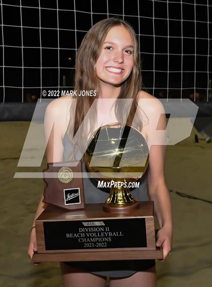 Thumbnail 1 in Salpointe Catholic vs. Flagstaff  (Division II Final - Awards) photogallery.