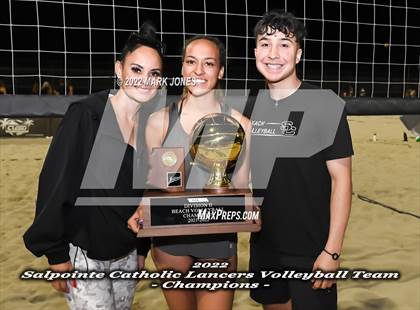 Thumbnail 2 in Salpointe Catholic vs. Flagstaff  (Division II Final - Awards) photogallery.
