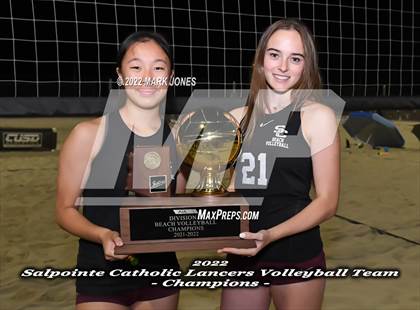 Thumbnail 1 in Salpointe Catholic vs. Flagstaff  (Division II Final - Awards) photogallery.