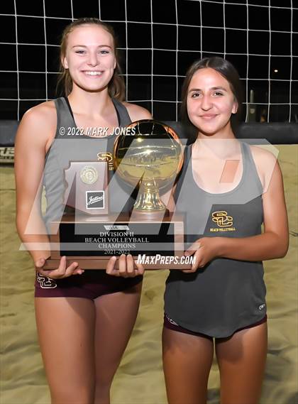 Thumbnail 3 in Salpointe Catholic vs. Flagstaff  (Division II Final - Awards) photogallery.