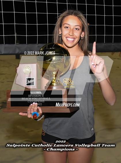 Thumbnail 3 in Salpointe Catholic vs. Flagstaff  (Division II Final - Awards) photogallery.