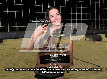 Thumbnail 1 in Salpointe Catholic vs. Flagstaff  (Division II Final - Awards) photogallery.