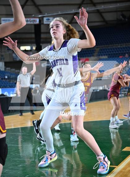 Thumbnail 2 in Garfield vs. Lakeside (WIAA Quarter Final) photogallery.