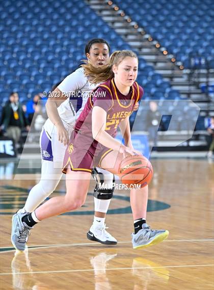 Thumbnail 2 in Garfield vs. Lakeside (WIAA Quarter Final) photogallery.