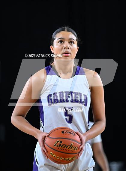 Thumbnail 1 in Garfield vs. Lakeside (WIAA Quarter Final) photogallery.