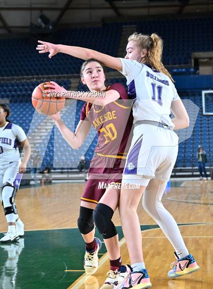 Thumbnail 3 in Garfield vs. Lakeside (WIAA Quarter Final) photogallery.