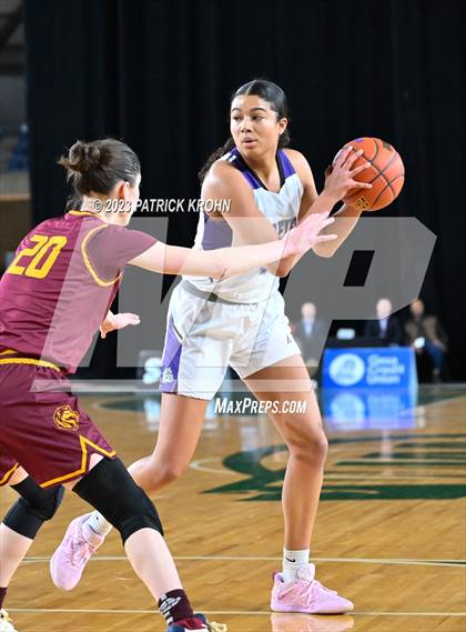 Thumbnail 1 in Garfield vs. Lakeside (WIAA Quarter Final) photogallery.