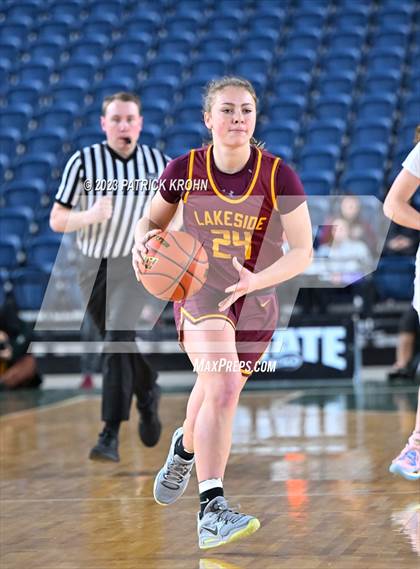 Thumbnail 3 in Garfield vs. Lakeside (WIAA Quarter Final) photogallery.