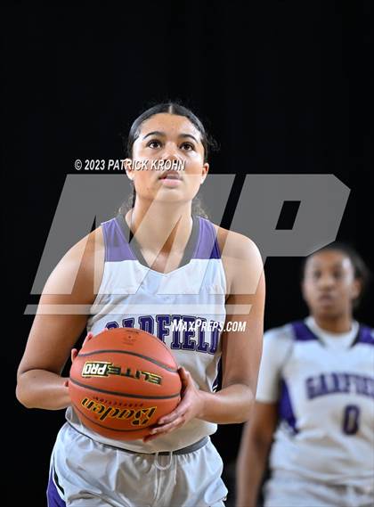 Thumbnail 2 in Garfield vs. Lakeside (WIAA Quarter Final) photogallery.