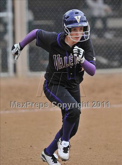 Thumbnail 1 in Valencia @ Poly (Faster To First Classic) photogallery.