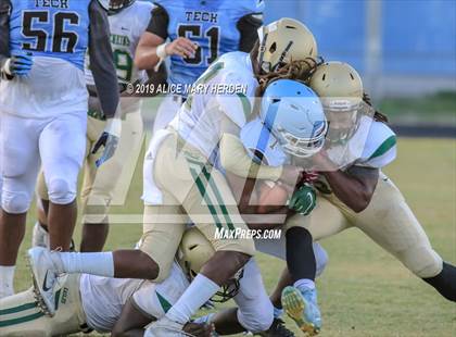 Thumbnail 2 in George Jenkins vs Nature Coast Tech (Spring Scrimmage)  photogallery.