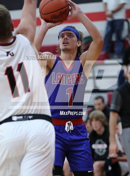 Thumbnail 2 in Lakewood @ Fairfield Union photogallery.