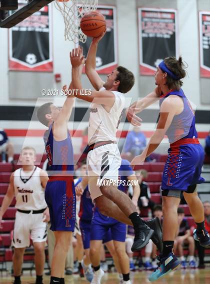 Thumbnail 3 in Lakewood @ Fairfield Union photogallery.