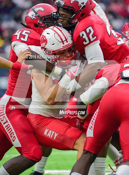 Thumbnail 2 in Katy vs North Shore (UIL 6A DI Regional Quarterfinal) photogallery.