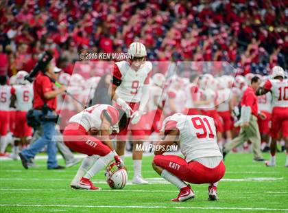 Thumbnail 1 in Katy vs North Shore (UIL 6A DI Regional Quarterfinal) photogallery.