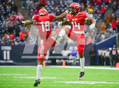 Thumbnail 2 in Katy vs North Shore (UIL 6A DI Regional Quarterfinal) photogallery.