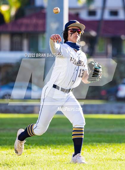 Thumbnail 1 in St. Louis vs Punahou photogallery.