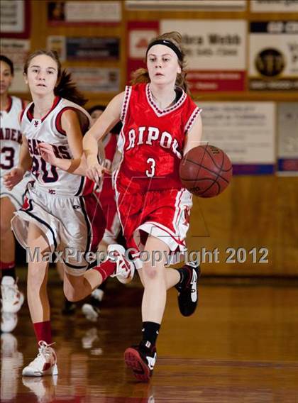 Thumbnail 3 in Ripon @ Modesto Christian photogallery.