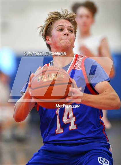 Thumbnail 2 in St. Vincent De Paul vs Rancho Cotate photogallery.