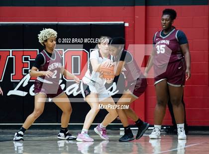 Thumbnail 1 in Sherman vs Lovejoy photogallery.