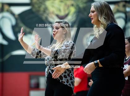 Thumbnail 1 in Sherman vs Lovejoy photogallery.
