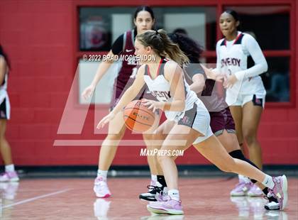 Thumbnail 2 in Sherman vs Lovejoy photogallery.