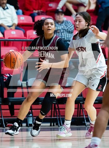 Thumbnail 1 in Sherman vs Lovejoy photogallery.