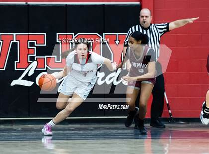 Thumbnail 1 in Sherman vs Lovejoy photogallery.