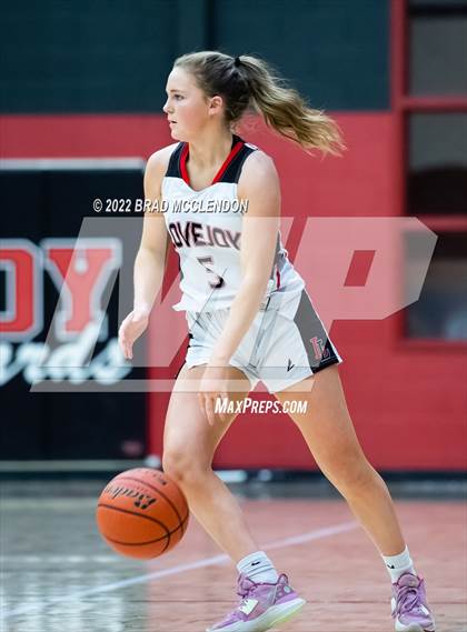 Thumbnail 2 in Sherman vs Lovejoy photogallery.